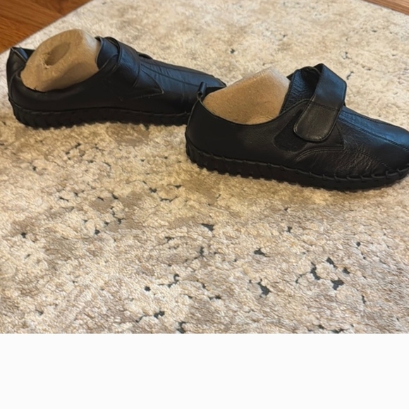 Source Unknown Shoes - Non Skid Nursing Sz 8.5 Shoes